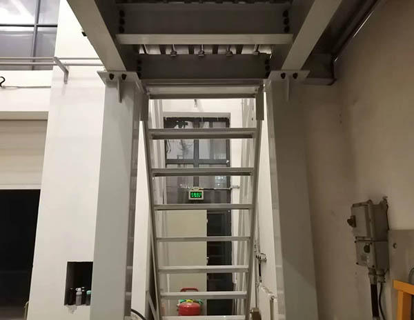 钢平台楼梯
